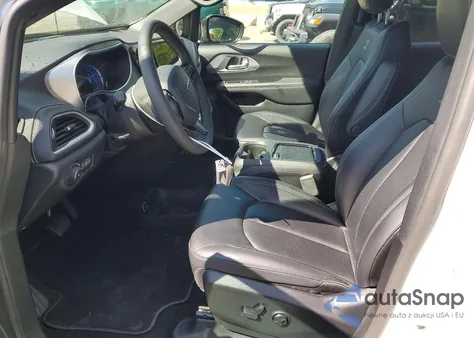 2024 Chrysler Pacifica Hybrid Select из США, поврежденный, VIN 2C4RC1S79RR158421